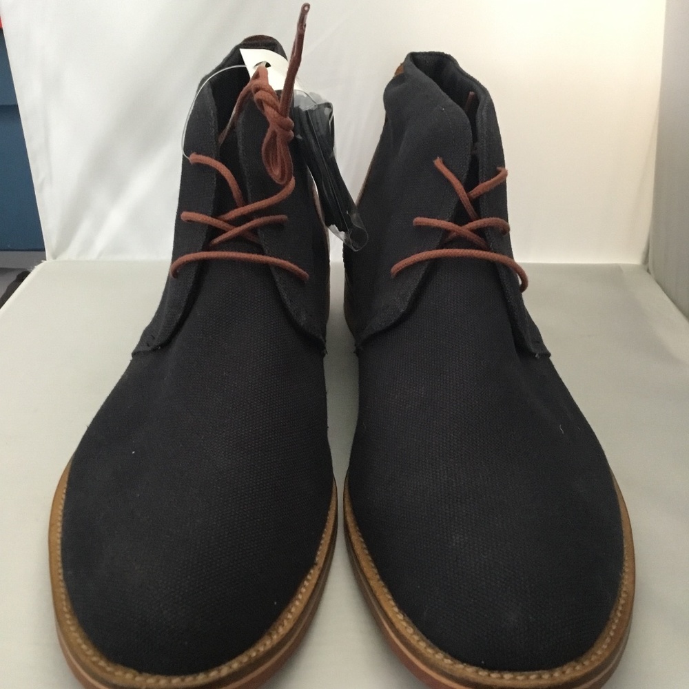 SHOES FOR MEN.